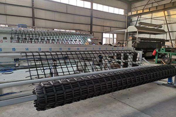 在高速公路修建時鋪設鋼塑土工格柵能起到什么作用呢？  第2張