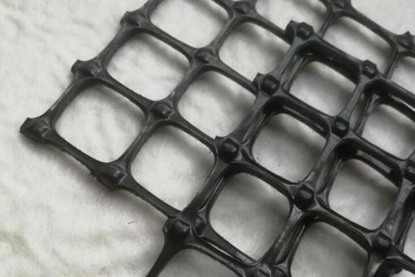 塑料土工格柵和塑料網的區別  第3張